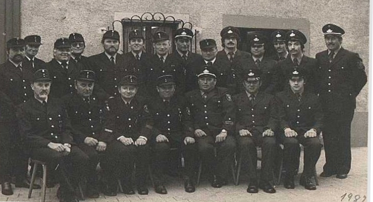 1982
